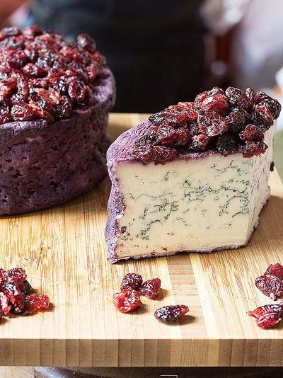 Blue Cheese παλαιωμένο με Κόκκινο Κρασί & Blueberry